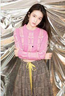 知情人爆料圈内有位男星,娱乐圈神秘男星身份曝光，背后故事令人震惊！”